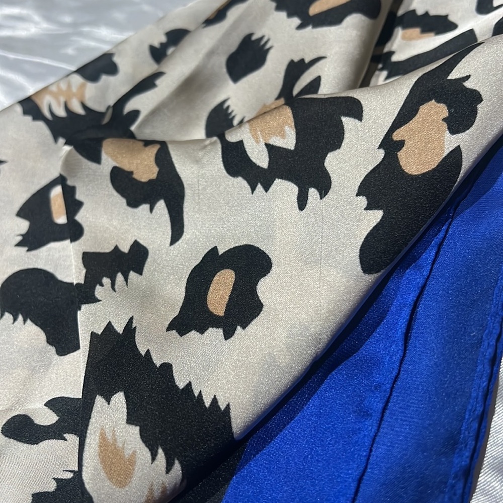 Silk Scarf - Picture 7 of 10
